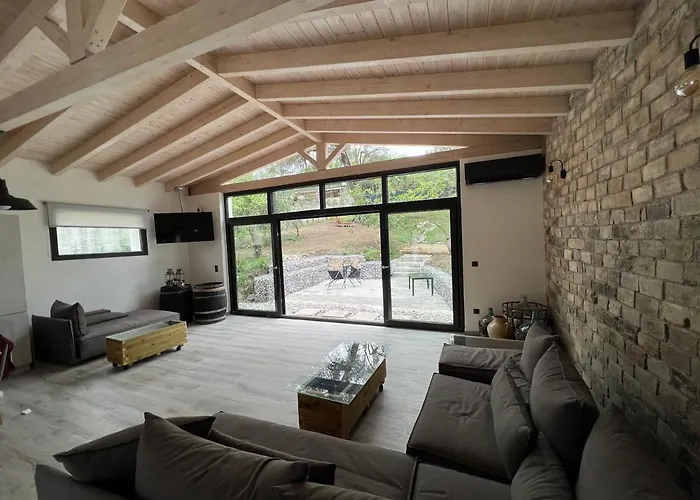 Stablus House Semesterbostad