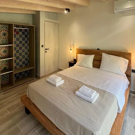 Stablus House * Alykes Potamou